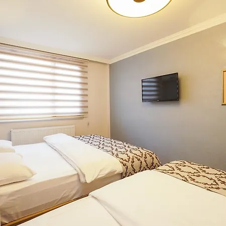 Authentic Oldcity Aparthotel 4*